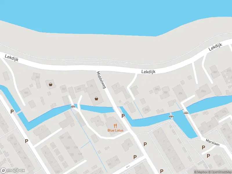 Ambulance met gepaste spoed naar de Middelweg in Nieuw-Lekkerland