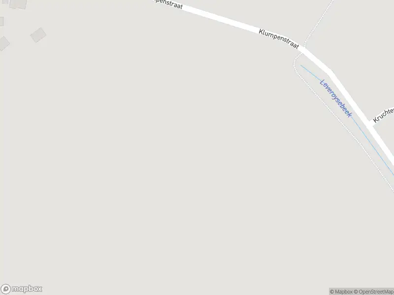 Ambulance met grote spoed naar de Dorpstraat in Leveroy