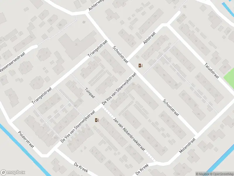 Ambulance met gepaste spoed naar de De Vos van Steenwijkstraat in Abbenbroek