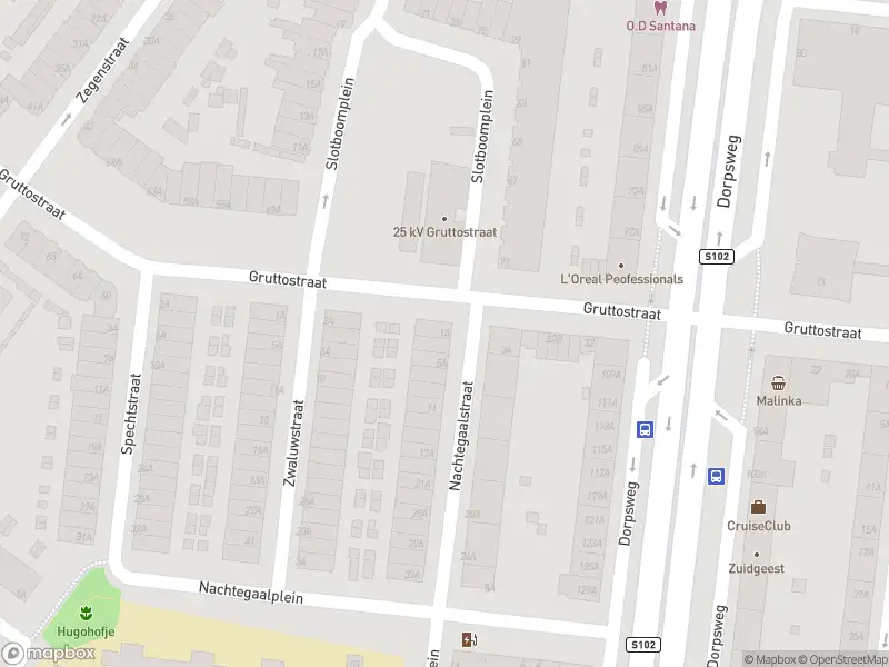 Ambulance met grote spoed naar de Nachtegaalstraat in Rotterdam