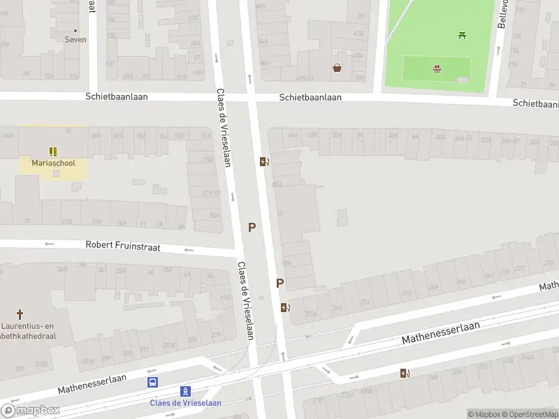 Ambulance met grote spoed naar de Claes de Vrieselaan in Rotterdam