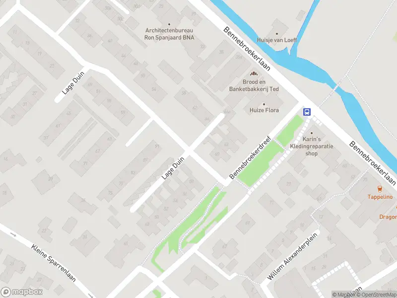 Ambulance met grote spoed naar de Bijweglaan in Bennebroek