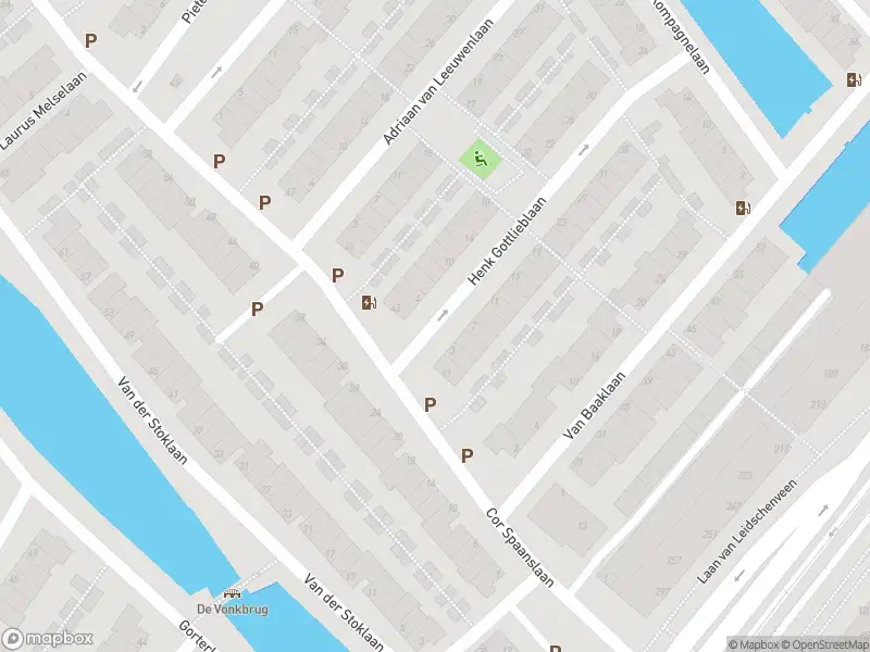 Ambulance met gepaste spoed naar de Henk Gottlieblaan in 's-Gravenhage