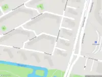 Ambulance met grote spoed naar de Zenostraat in Amsterdam