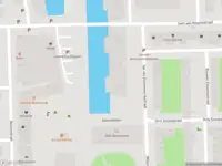 Ambulance met gepaste spoed naar de Jan van Duivenvoordestraat in Amsterdam