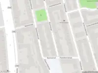 Ambulance met gepaste spoed naar de Bloemstraat in Rotterdam