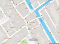 Ambulance met grote spoed naar de Maliestraat in 's-Gravenhage