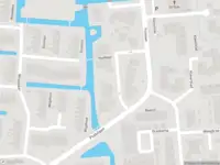 Brandweer met grote spoed naar de Weegbree in Boskoop vanwege waarnemen gaslucht