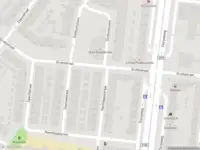 Ambulance met grote spoed naar de Nachtegaalstraat in Rotterdam