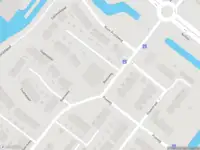 Ambulance met gepaste spoed naar de Baarsweg in Hoogvliet Rotterdam