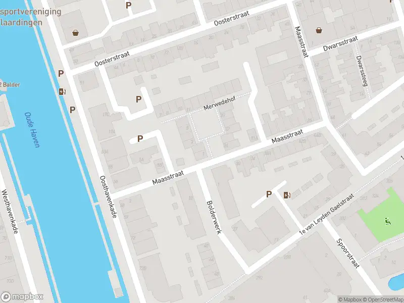 Ambulance met gepaste spoed naar de Merwedehof in Vlaardingen