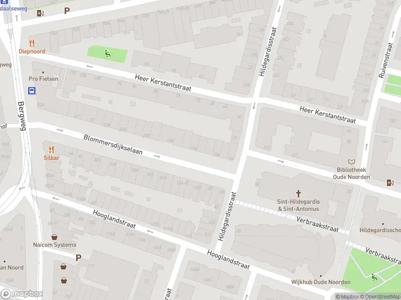 Ambulance met grote spoed naar de Blommersdijkselaan in Rotterdam