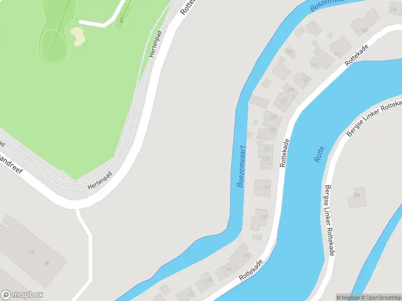 Ambulance met gepaste spoed naar de Rottekade in Bergschenhoek