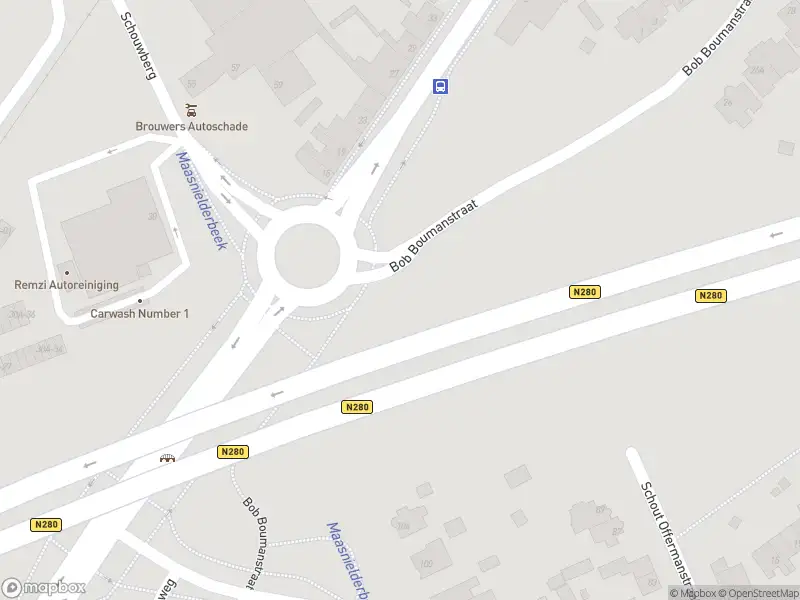 Politie naar de Oranjelaan in Roermond vanwege aanrijding met letsel