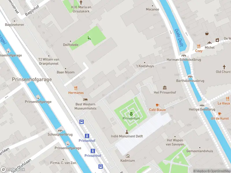 Brandweer met gepaste spoed naar de Schoolstraat in Delft vanwege afgaan automatisch brandalarm