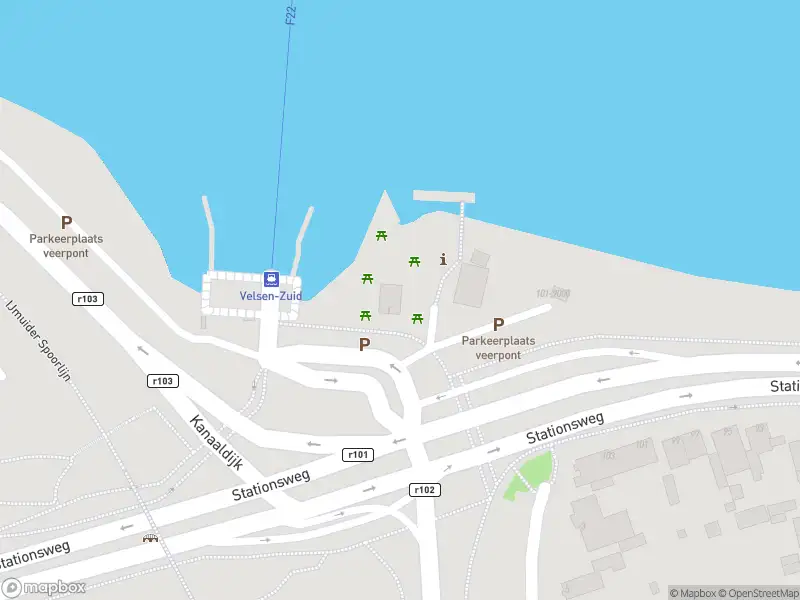 Ambulance met grote spoed naar de Pontplein in Velsen-Zuid