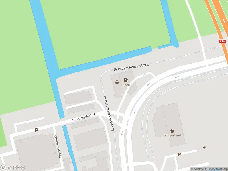 Ambulance met gepaste spoed naar de President Rooseveltweg in Rotterdam