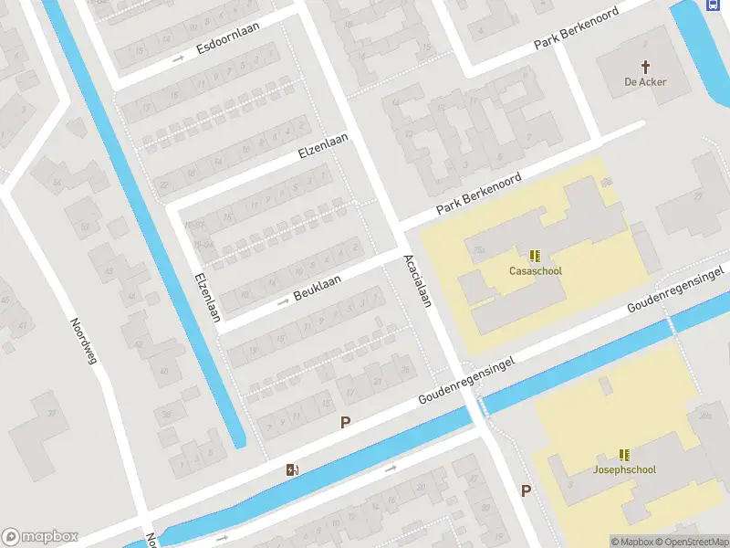 Ambulance met grote spoed naar de Beuklaan in Pijnacker