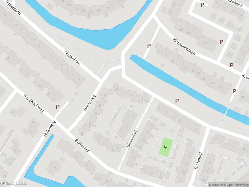 Ambulance met grote spoed naar de Burchtlaan in Oostvoorne