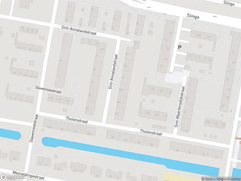 Ambulance met grote spoed naar de Sint-Annalandstraat in Rotterdam