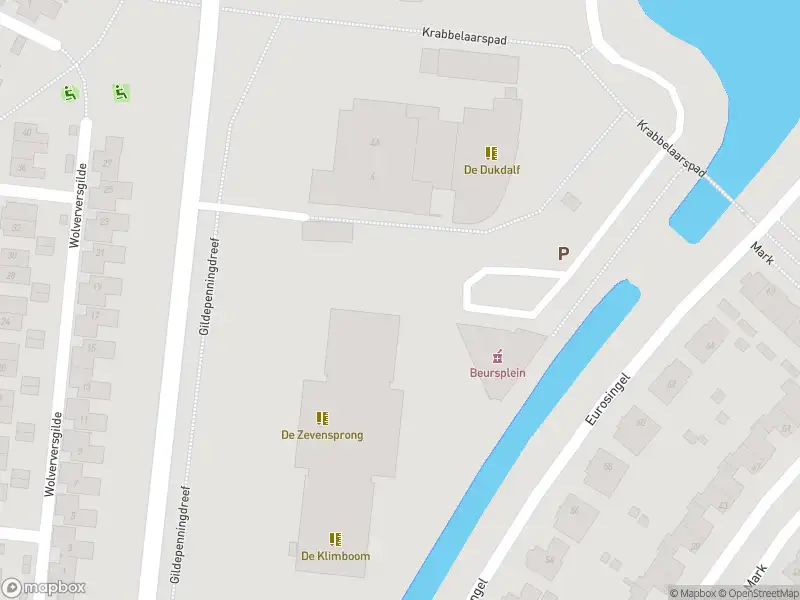 Brandweer met gepaste spoed naar de Beursplein in Dronten vanwege een buitenbrand