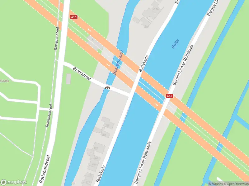 Ambulance met gepaste spoed naar de Rottekade in Bergschenhoek