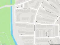 Brandweer met gepaste spoed naar de Hoefsmidstraat in Schiedam