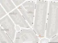 Ambulance met grote spoed naar de Cornelis van der Lijnstraat in 's-Gravenhage