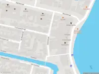 Ambulance met grote spoed naar de Steijnstraat in Wormerveer