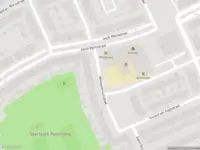 Ambulance met gepaste spoed naar de Weissenbruchstraat in Dordrecht