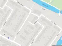 Ambulance met grote spoed naar de Zwaluwstraat in Alblasserdam