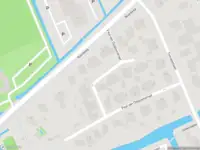 Ambulance met grote spoed naar de Paul van Ostaijenstraat in 's-Gravenhage