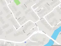 Ambulance met grote spoed naar de Maasdal in Capelle aan den IJssel