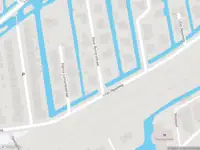 Ambulance met gepaste spoed naar de Oscar Romerostraat in Rotterdam