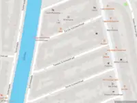 Ambulance met gepaste spoed naar de Derde Schinkelstraat in Amsterdam