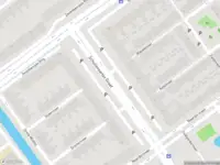 Brandweer met gepaste spoed naar de Schollevaartse Dreef in Rotterdam vanwege afhijsen patient