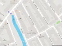 Ambulance met grote spoed naar de Van der Schellingstraat in Rotterdam