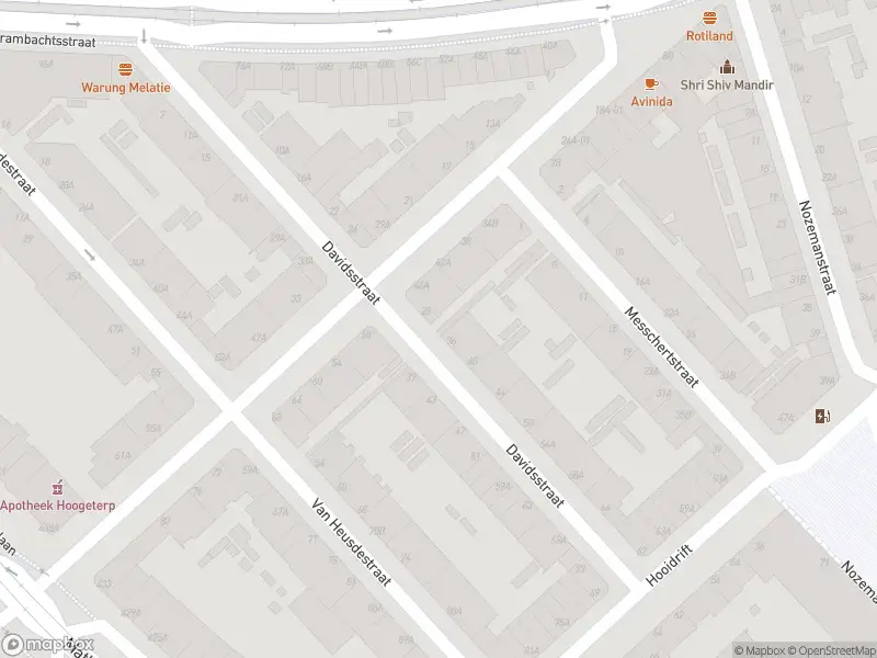 Ambulance met grote spoed naar de Davidsstraat in Rotterdam