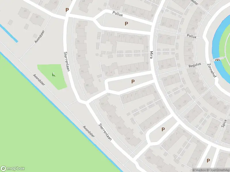 Ambulance met grote spoed naar de Regulus in Waddinxveen