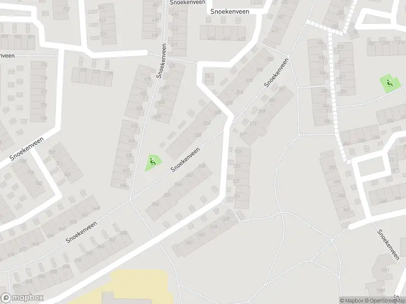 Ambulance met grote spoed naar de Snoekenveen in Spijkenisse