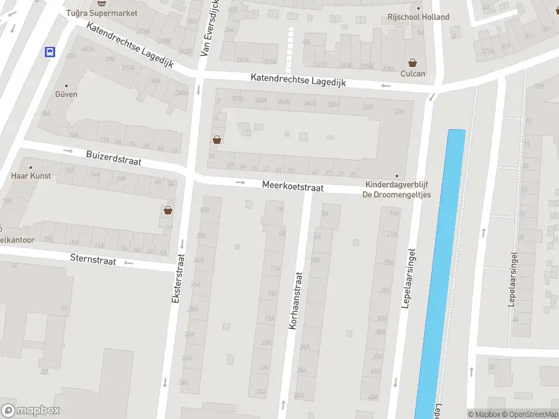 Ambulance met grote spoed naar de Korhaanstraat in Rotterdam