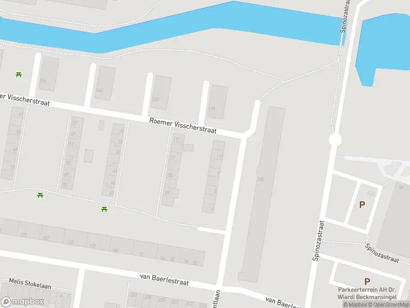 Ambulance met gepaste spoed naar de Roemer Visscherstraat in Vlaardingen