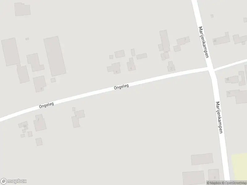 Brandweer met grote spoed naar de Ongeleg in Marijenkampen vanwege gebouwbrand