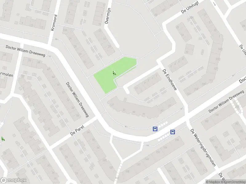 Ambulance met grote spoed naar de De Parel in Amstelveen