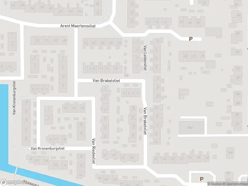 Ambulance met grote spoed naar de Van Brakelvliet in Barendrecht