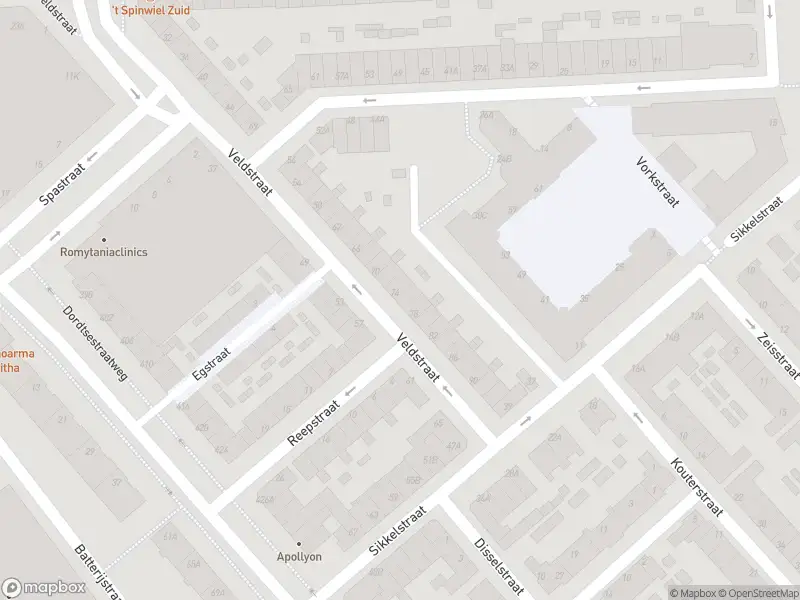 Ambulance met gepaste spoed naar de Veldstraat in Rotterdam