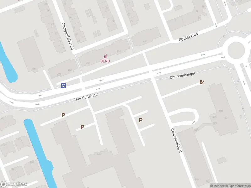 Ambulance met gepaste spoed naar de Churchillsingel in Vlaardingen