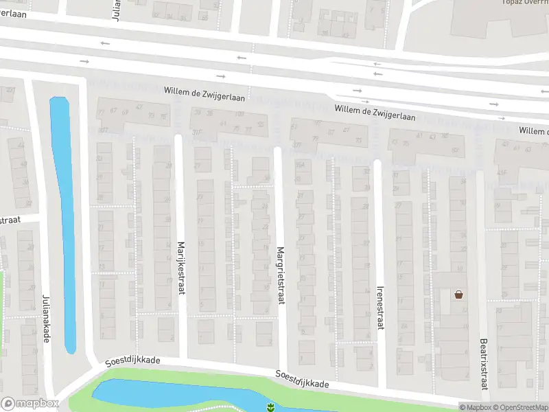 Brandweer met grote spoed naar de Lombokstraat in Leiden vanwege afhijsen patient