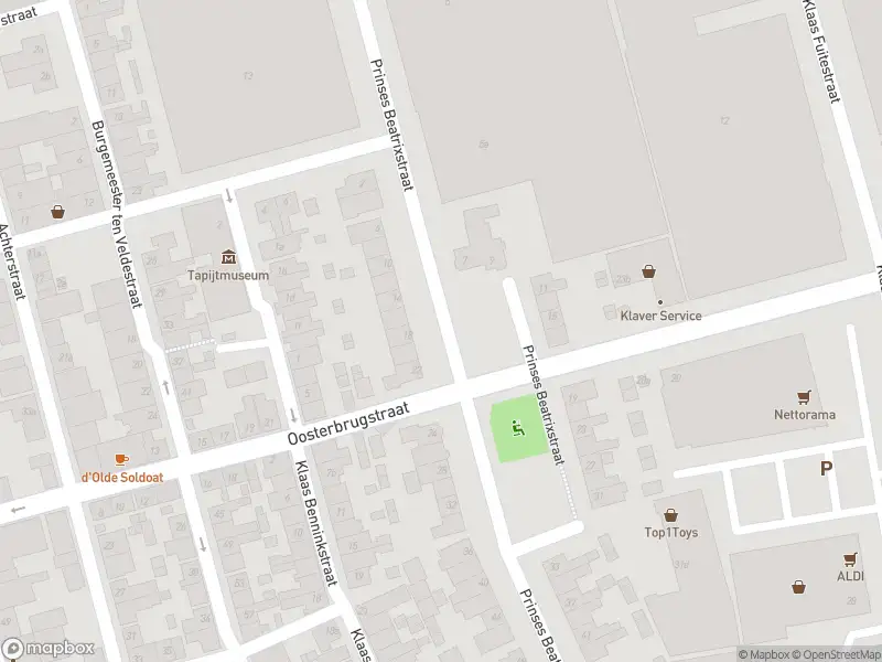 Politie naar de Oosterbrugstraat in Genemuiden vanwege aanrijding met letsel