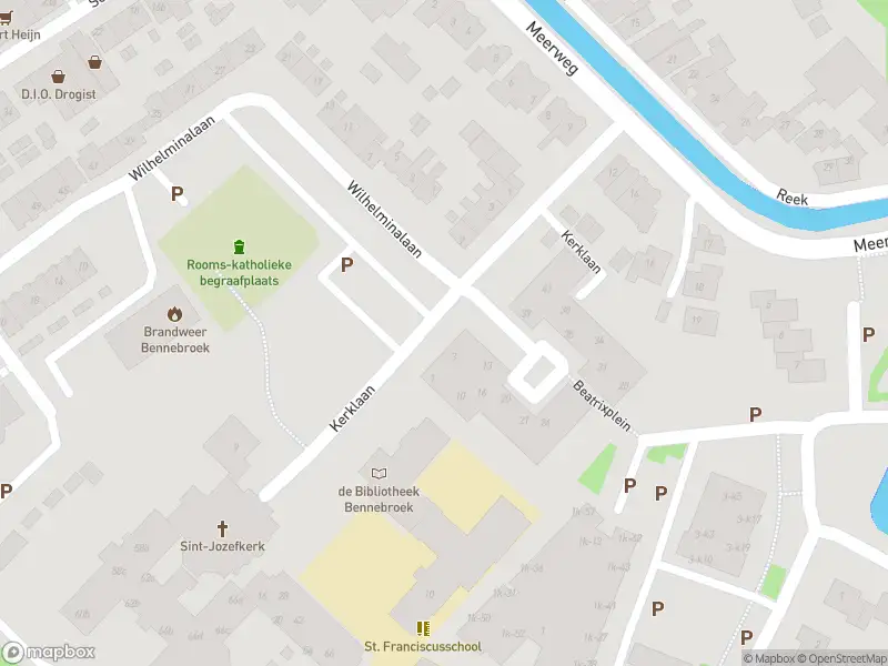 Ambulance met grote spoed naar de Kerklaan in Bennebroek